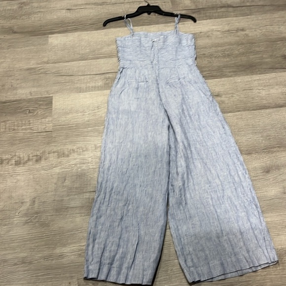 Jcrew Women's Light Blue linen Jumpsuit - Picture 4 of 4